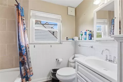 Bath - 3312 Fairway Dr, Kettering, OH 45409 photo 1 of 3
