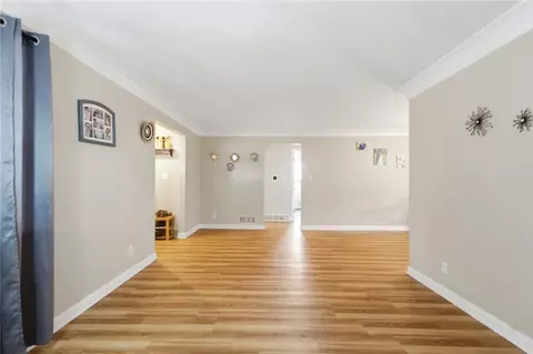 Living - 3312 Fairway Dr, Kettering, OH 45409 photo 5 of 7