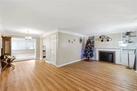 Living - 3312 Fairway Dr, Kettering, OH 45409 photo 3 of 7