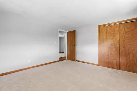 Bedroom - 3690 Endover Rd, Dayton, OH 45439 photo 6 of 6