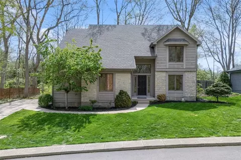 923 Wind Forest Dr, Springboro, OH 45066