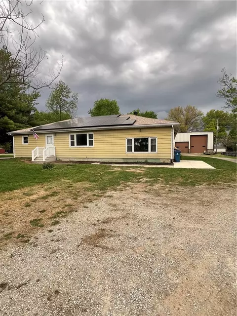 195 Kessler Cowl Rd, Tipp City, OH 45371