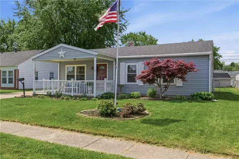 403 Ridgebury Dr, Xenia, OH 45385