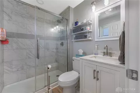 Bath - 2716 Horstman Dr, Kettering, OH 45429 photo 3 of 3
