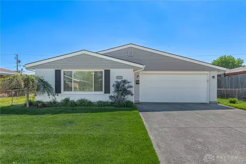 2716 Horstman Dr, Kettering, OH 45429