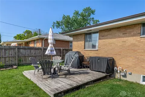 Exterior - 2740 Horstman Dr, Kettering, OH 45429 photo 8 of 10