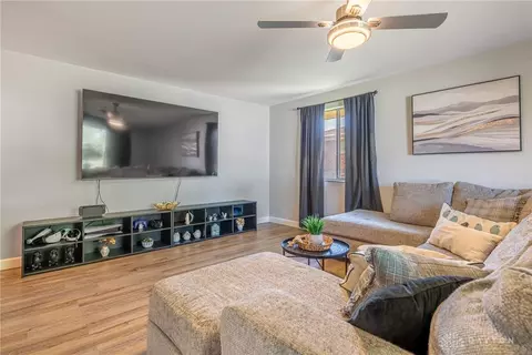 Living - 2740 Horstman Dr, Kettering, OH 45429 photo 3 of 3