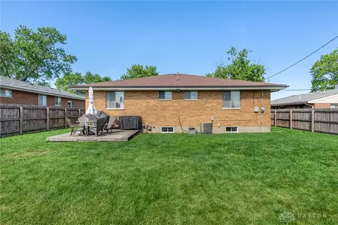 Exterior - 2740 Horstman Dr, Kettering, OH 45429 photo 6 of 10