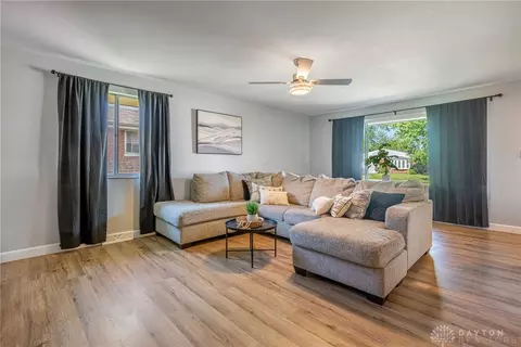 Living - 2740 Horstman Dr, Kettering, OH 45429 photo 2 of 3
