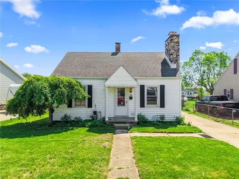 633 Floral Ave, Troy, OH 45373