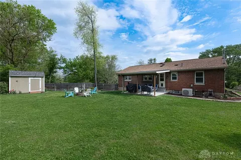 Exterior - 7057 Howard Rd, Franklin, OH 45005 photo 6 of 10
