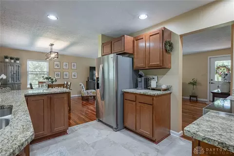 Kitchen - 7057 Howard Rd, Franklin, OH 45005 photo 3 of 5