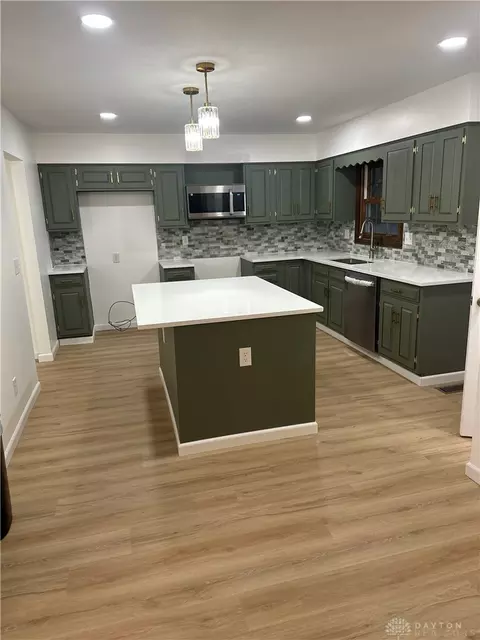 Kitchen - 758 Oneida Dr, Springfield, OH 45502 photo 1 of 1