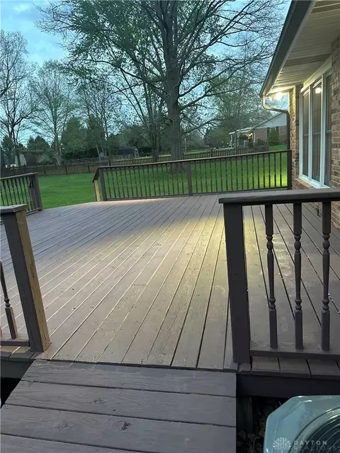 Exterior - 758 Oneida Dr, Springfield, OH 45502 photo 2 of 3
