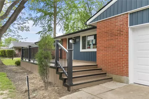 Exterior - 4855 Arrowhead Dr, Kettering, OH 45440 photo 3 of 9