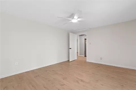 Bedroom - 4855 Arrowhead Dr, Kettering, OH 45440 photo 2 of 8