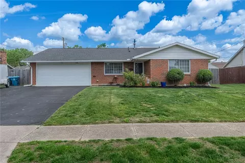 7336 Cohasset Dr, Huber Heights, OH 45424