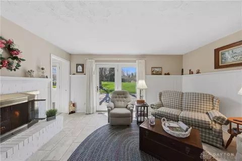 837 Santa Monica Ave, Springfield, OH 45503 photo 17