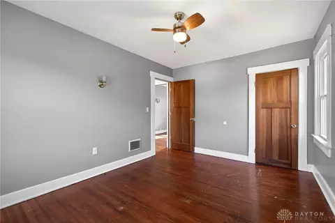 Bedroom - 2930 Robin Rd, Kettering, OH 45409 photo 4 of 7