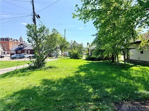Exterior - 220 S Franklin, Sidney, OH 45365 photo 3 of 3