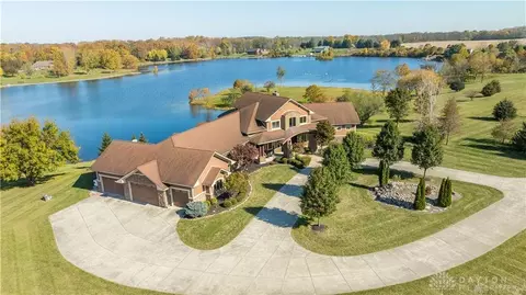 9606 Piqua Lockin Rd, Piqua, OH 45356