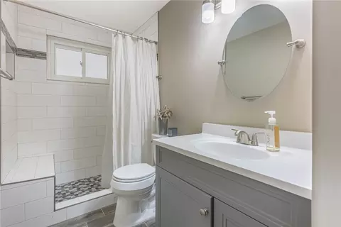 Bath - 1804 Culver Ave, Kettering, OH 45420 photo 1 of 2
