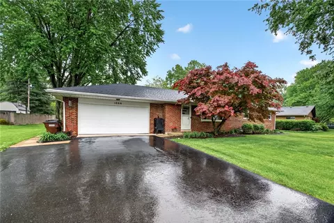 1086 Ceylon Cir, Beavercreek, OH 45430