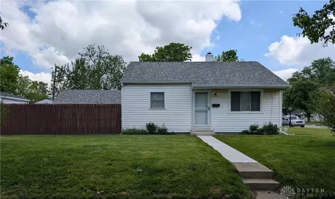 102 Allen Pl, West Carrollton, OH 45449