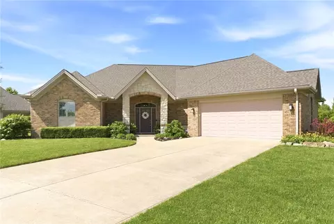 1387 Champions Way, Xenia, OH 45385