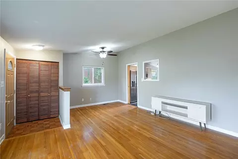 Living - 3336 Braddock, Kettering, OH 45420 photo 2 of 5