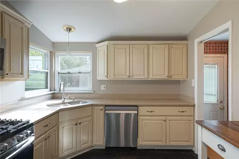 Kitchen - 3336 Braddock, Kettering, OH 45420 photo 2 of 4