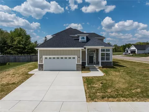 10311 Amherst Dr, Waynesville, OH 45068