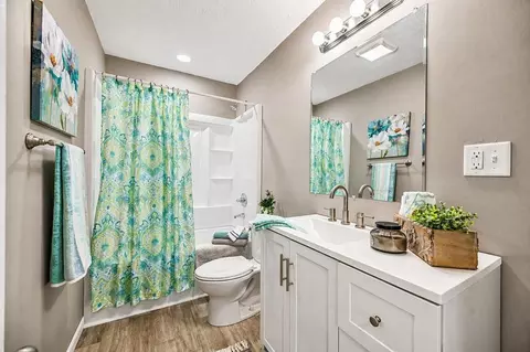 Bath - 2761 Middle Urbana Rd, Springfield, OH 45503 photo 1 of 2