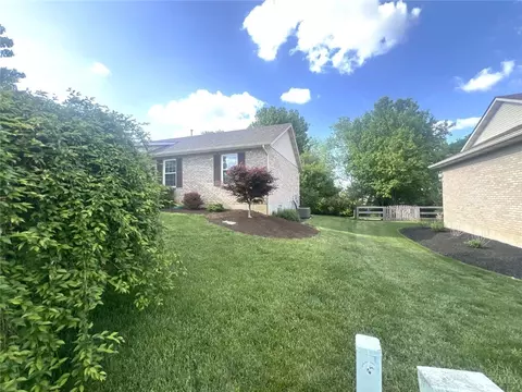 3290 Springcrest Dr, Hamilton, OH 45011 photo 2