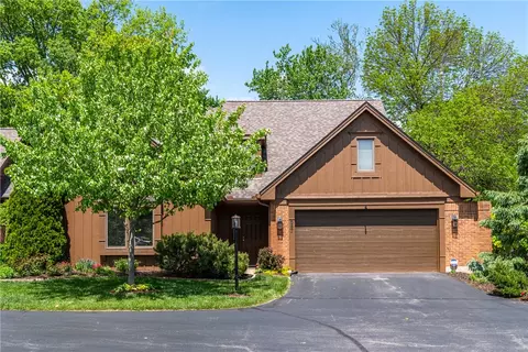 587 Cottingwood Ct, Kettering, OH 45429