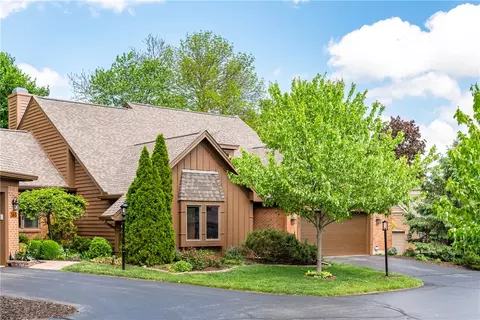 Exterior - 587 Cottingwood Ct, Kettering, OH 45429 photo 8 of 8