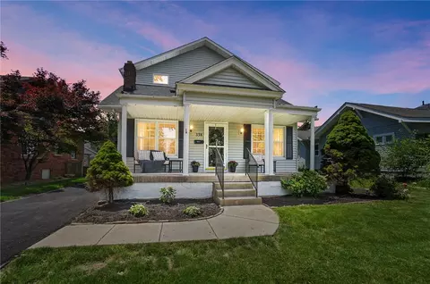 338 Forrer Blvd, Oakwood, OH 45419