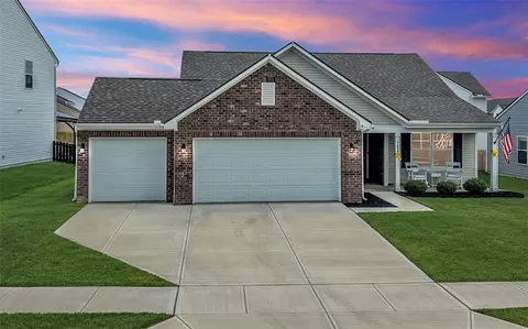 5020 Willow Rd, Clayton, OH 45315
