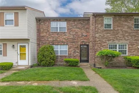 122 Commons Ave, Englewood, OH 45322