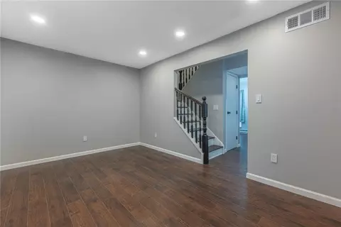 122 Commons Ave, Englewood, OH 45322