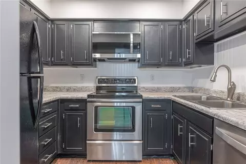 122 Commons Ave, Englewood, OH 45322