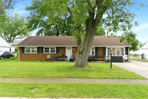 598 Beam Dr, Franklin, OH 45005