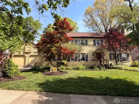 317 Greenmount Blvd, Oakwood, OH 45419
