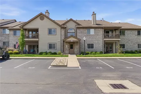 1680 Piper Ln #205, Centerville, OH 45440