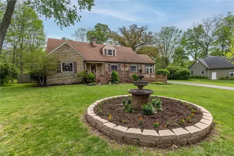 2152 La Grange Rd, Dayton, OH 45431