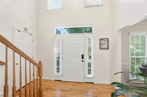 Entry Way - 504 Dakota Run, Maineville, OH 45039 photo 2 of 12