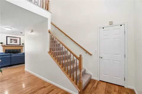 Entry Way - 504 Dakota Run, Maineville, OH 45039 photo 8 of 12