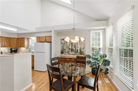Dining - 504 Dakota Run, Maineville, OH 45039 photo 2 of 2