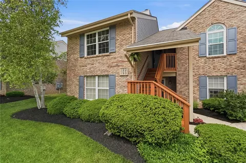 122 Waterfront Pl, Washington Township, OH 45458