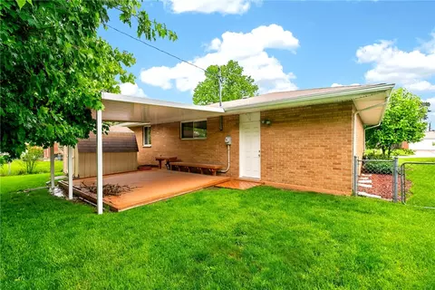 Exterior - 2813 Mohican Ave, Kettering, OH 45429 photo 4 of 8